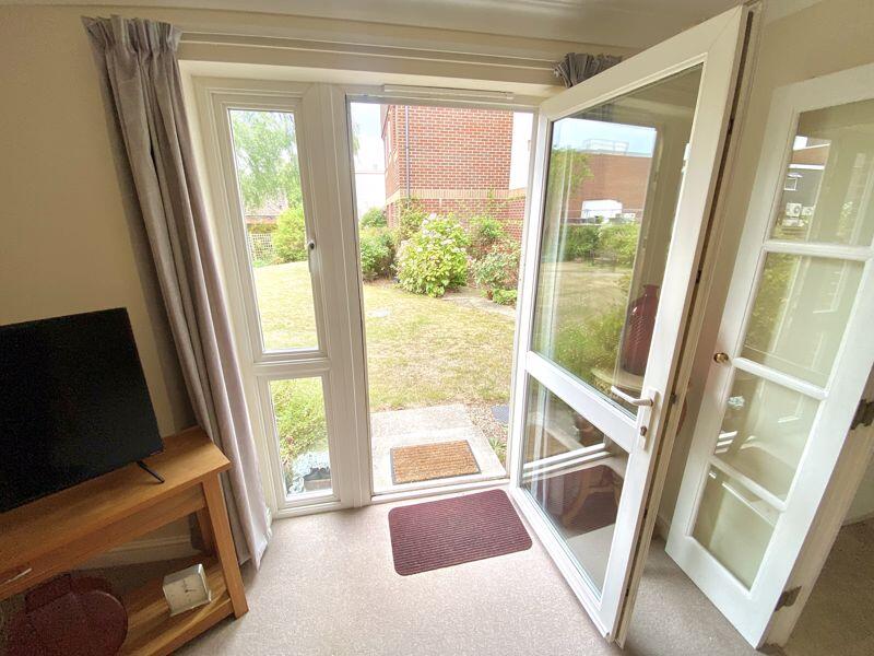 Moresby Court, Westbury Road, Fareham photo 4