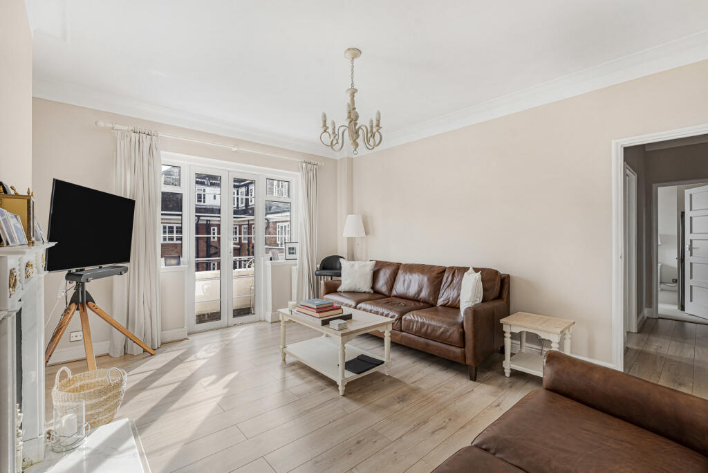 Apartment in London, Grove Park - More