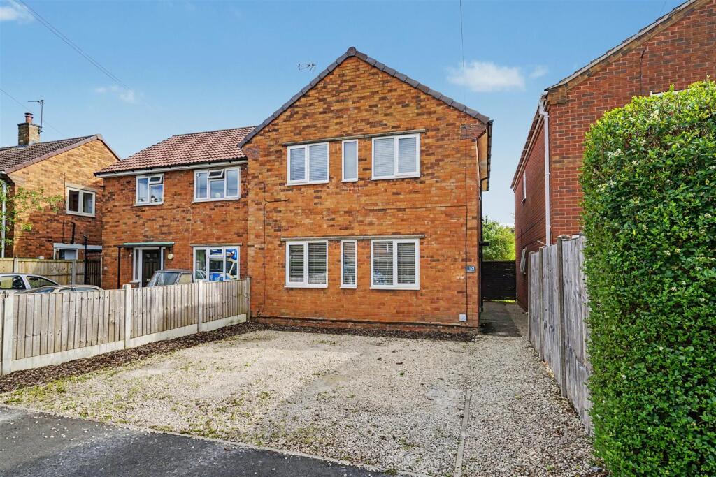 Main image of property: Briar Gate, Long Eaton