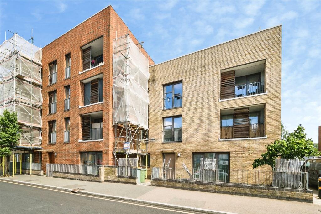 Main image of property: Oberon Court, East Ham, London, E6