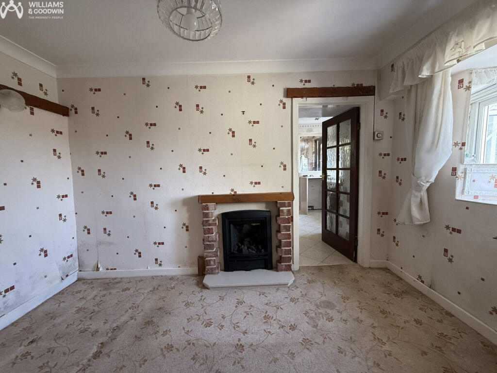 House in Llandudno - More