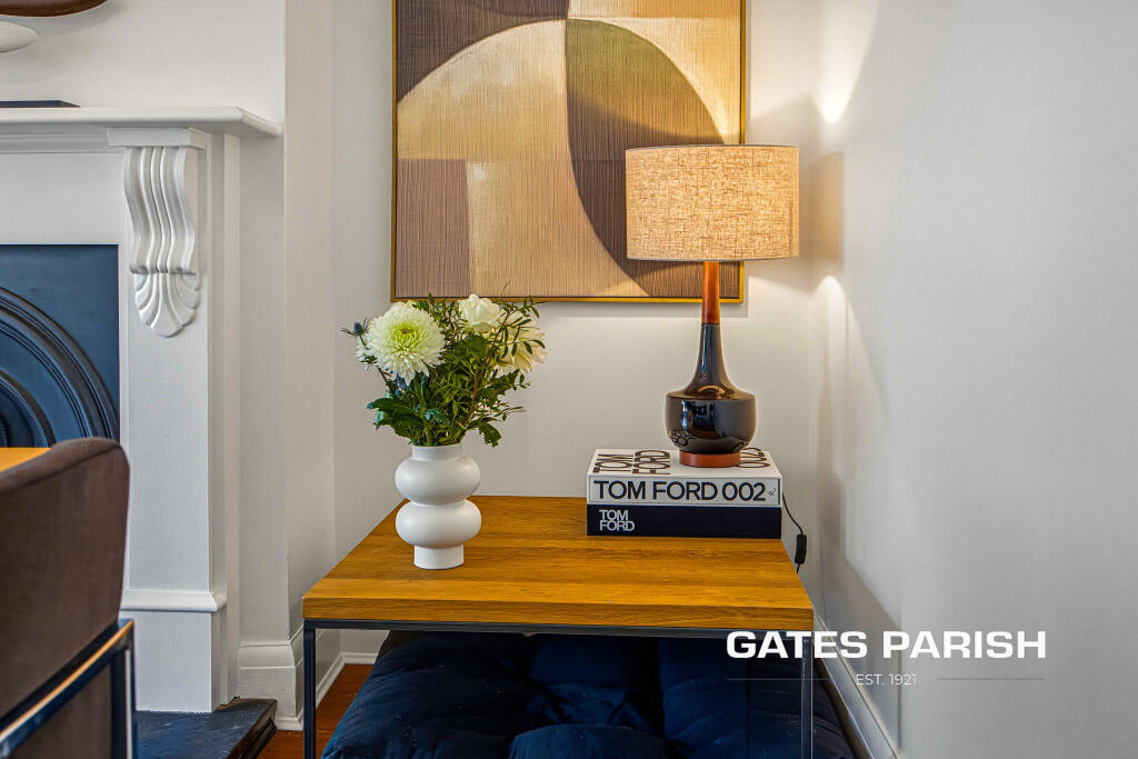 House in London - View 5