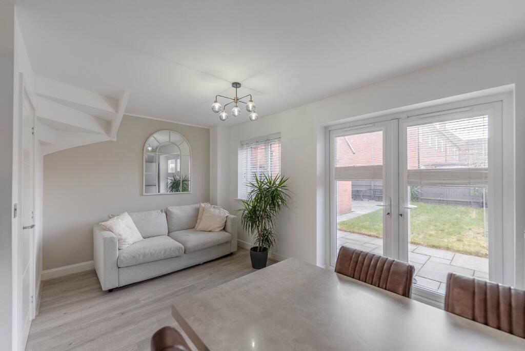 Lancaster Road, Brampton, Huntingdon, Cambridgeshire, PE28 4QN photo 4