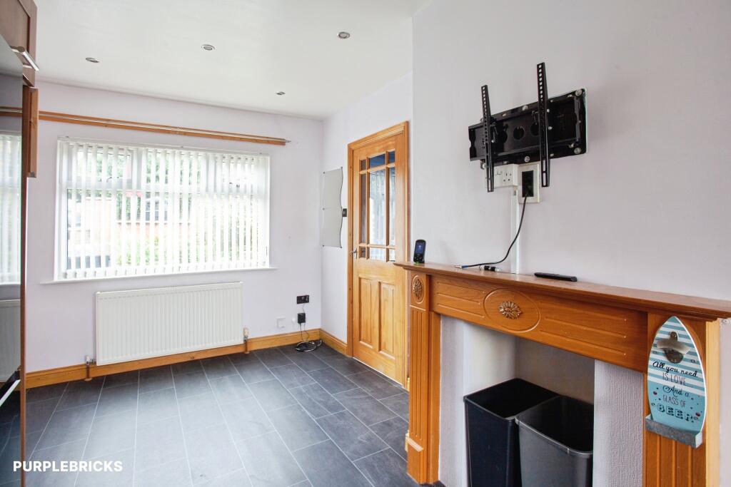 House in Wakefield - View 5