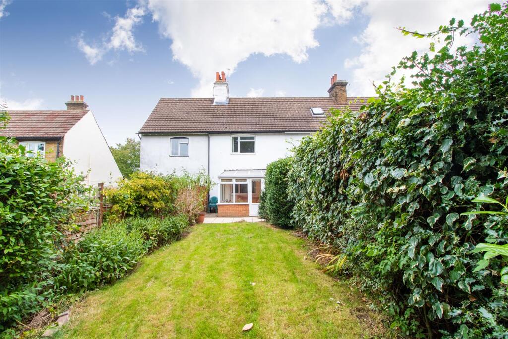 Hillpath, Letchworth Garden City photo 3