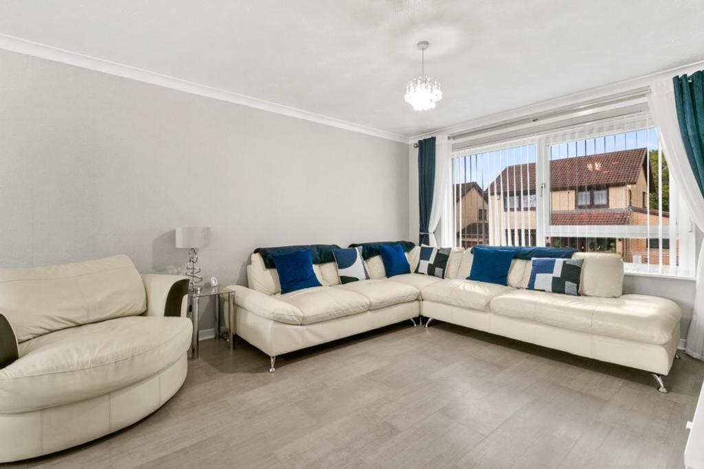 House in Glasgow - View 2