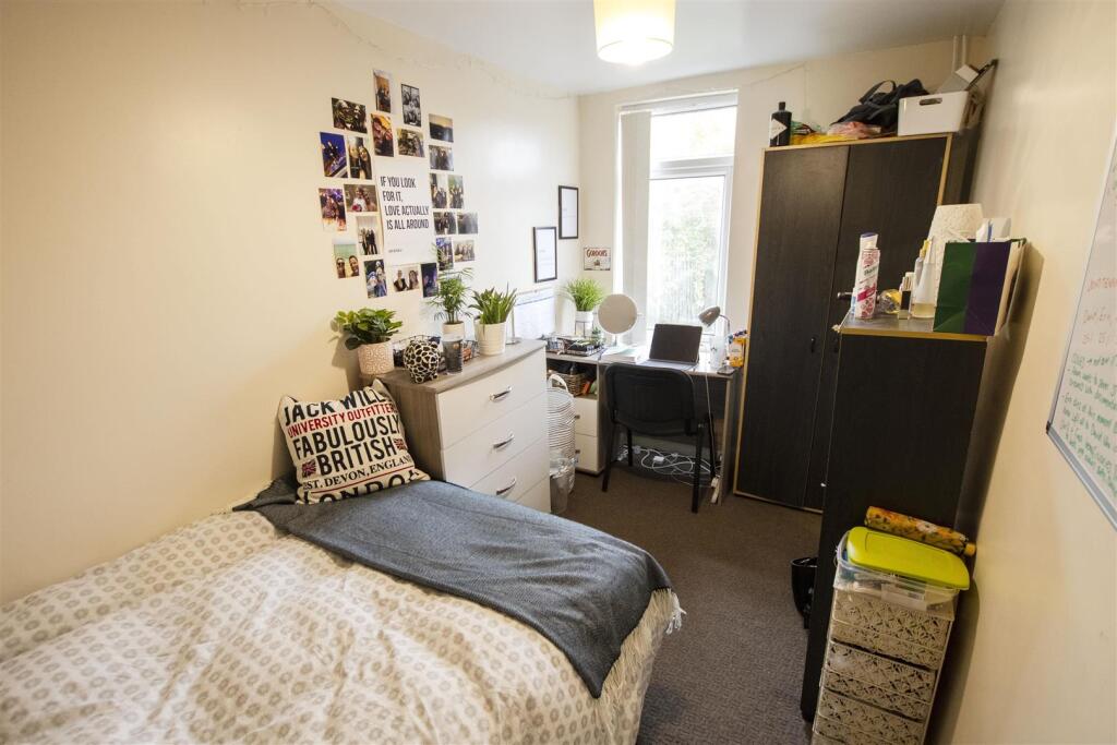 House in Birmingham, Selly Park - View 5