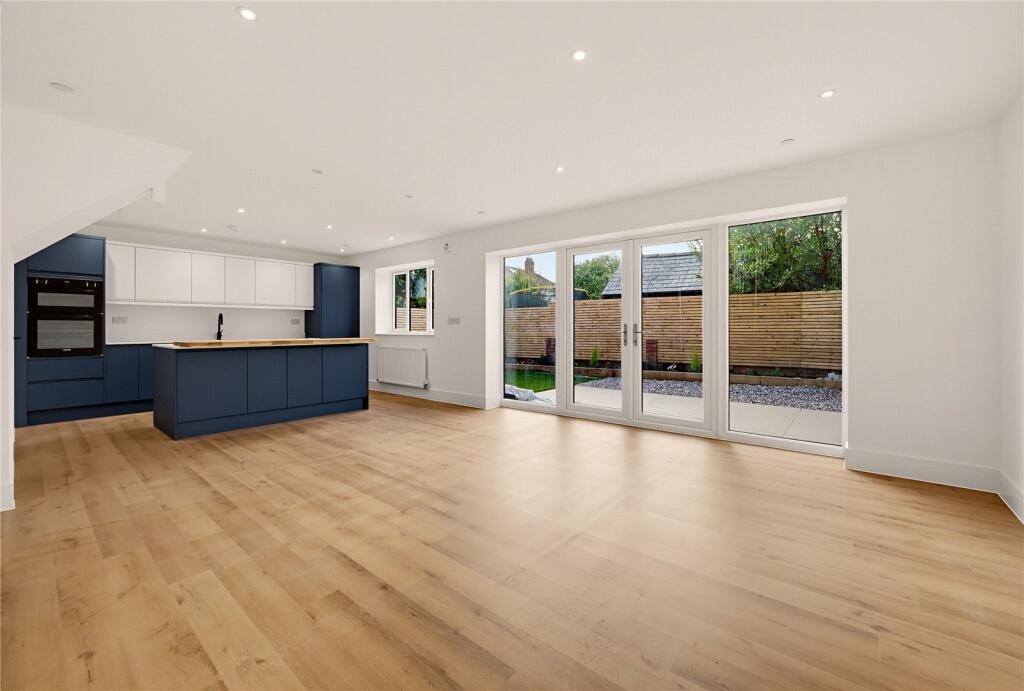 Velindre Place, Whitchurch, Cardiff, South Glamorgan, CF14 photo 4