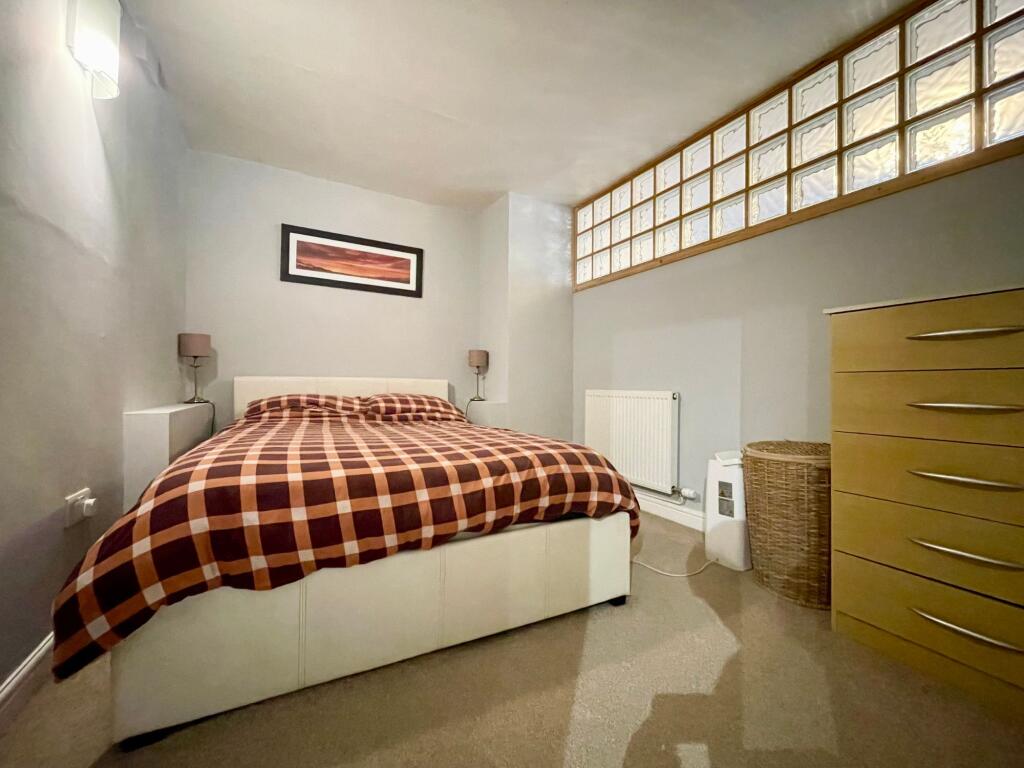 Apartment in Scarborough, North Yorkshire - View 4