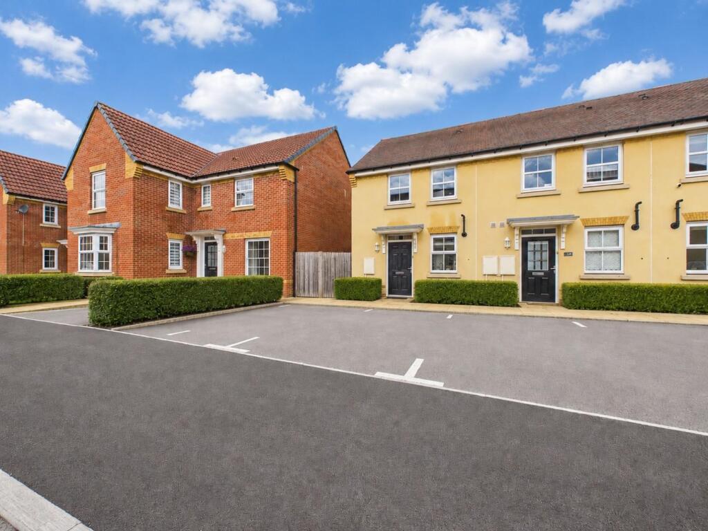 Main image of property: Barley Fields, Thornbury, Bristol