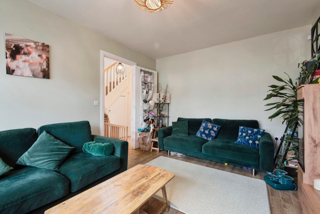 House in Shefford, Central Bedfordshire - View 4