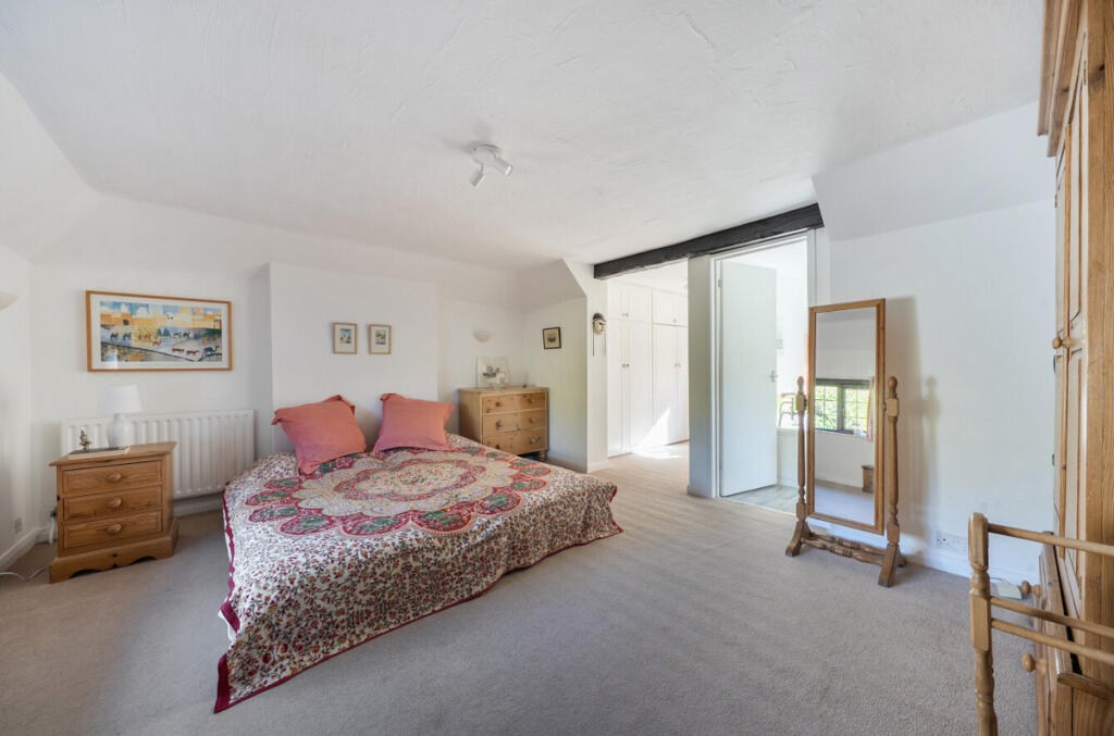 House in Horsham, Smock Alley, West Chiltington - View 5