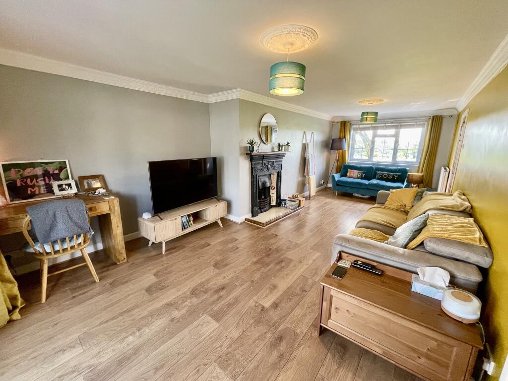 Daniel Hopkin Close, Llantwit Major, CF61 photo 2