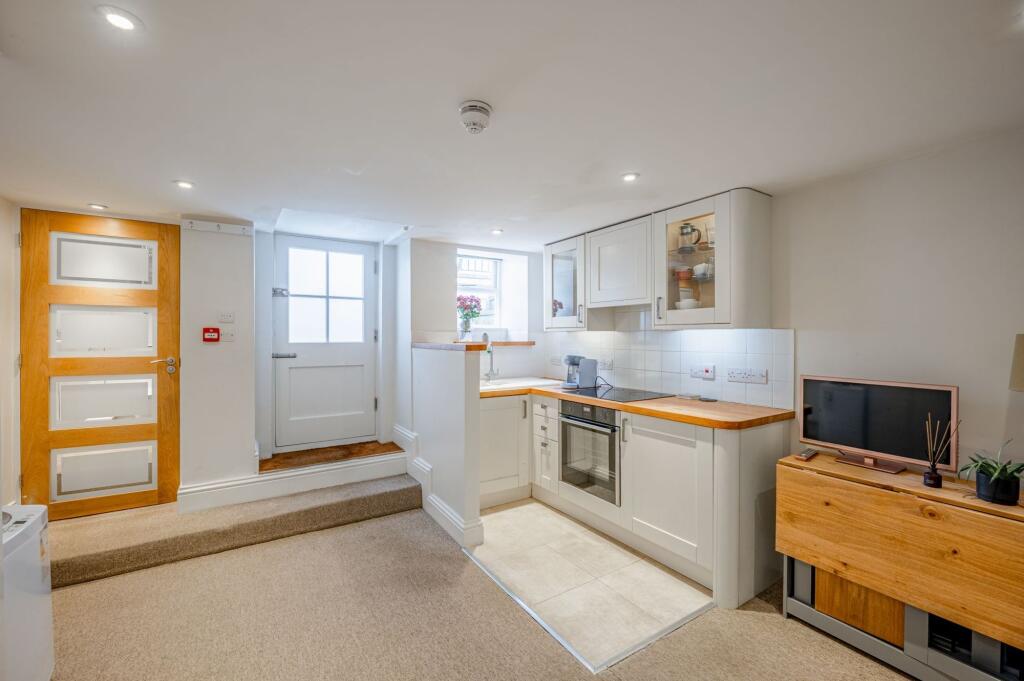 Newbridge Road, Bath, BA1 photo 2
