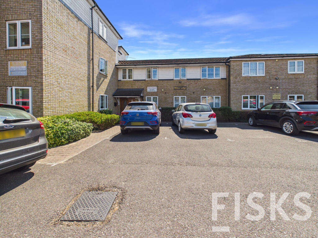 Main image of property: Hart Road, Benfleet, SS7