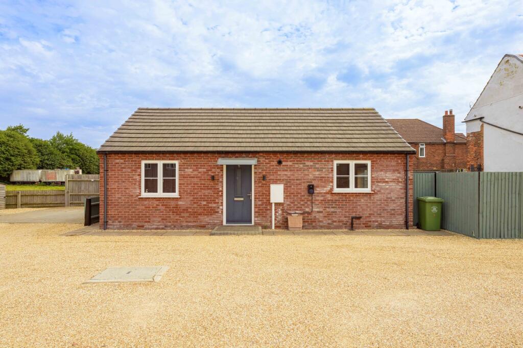 Main image of property: North End, Swineshead, PE20