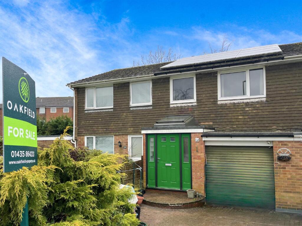 Main image of property: Wren Close Heathfield, TN21 8HG