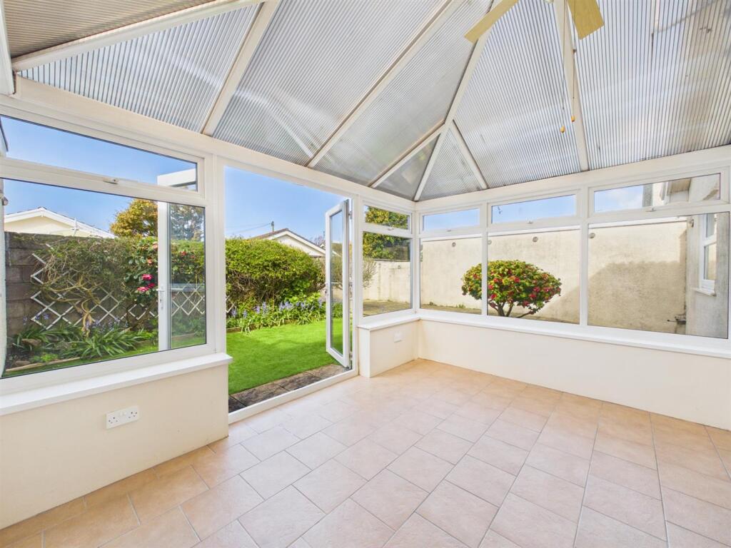 House in Porthcawl, Nottage - View 3