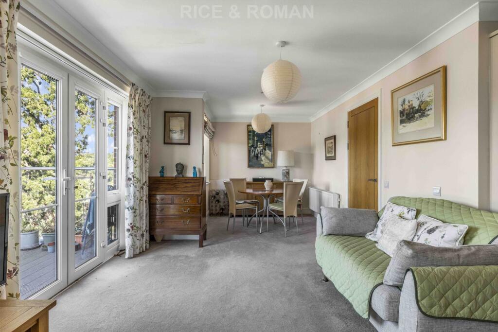 Rise Road, Ascot photo 4