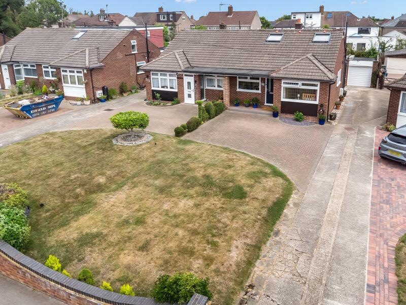 Millcrest Road, Goffs Oak  photo 3