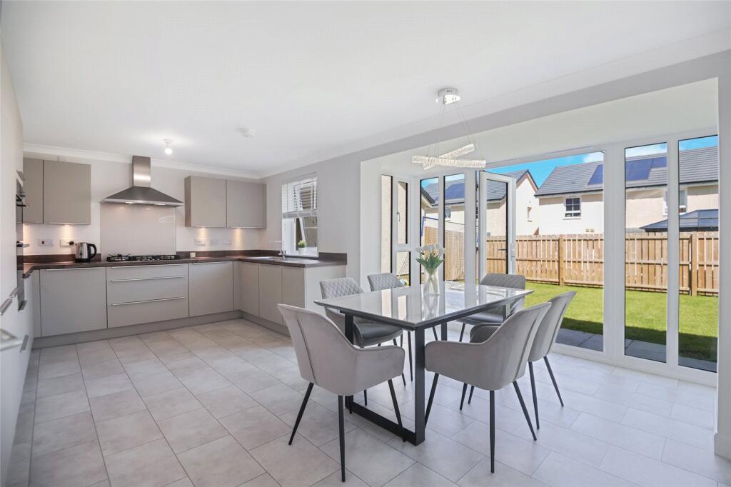 House in Glasgow, Glendale, Robroyston - View 5
