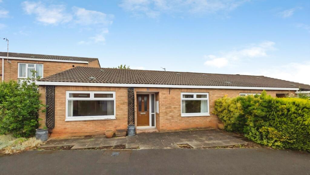 Main image of property: Lapwing Gardens, Bristol