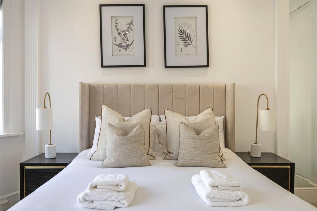 Apartment in London - View 3