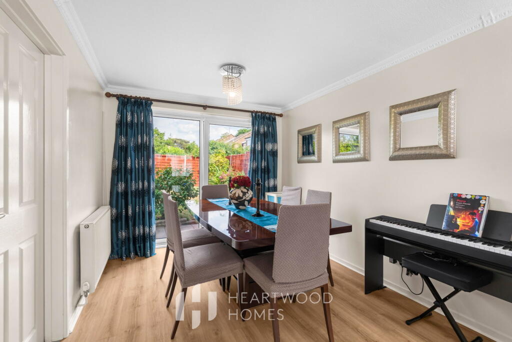 House in St Albans, Smug Oak, St Stephen - More