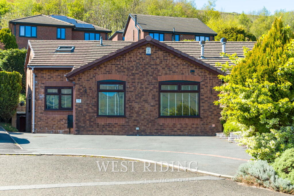 Main image of property: Slades View, Diggle, Saddleworth