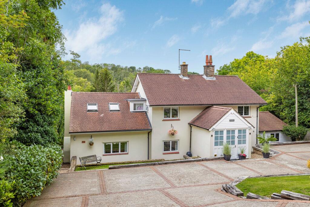 Main image of property: Beech Way, South Croydon, CR2