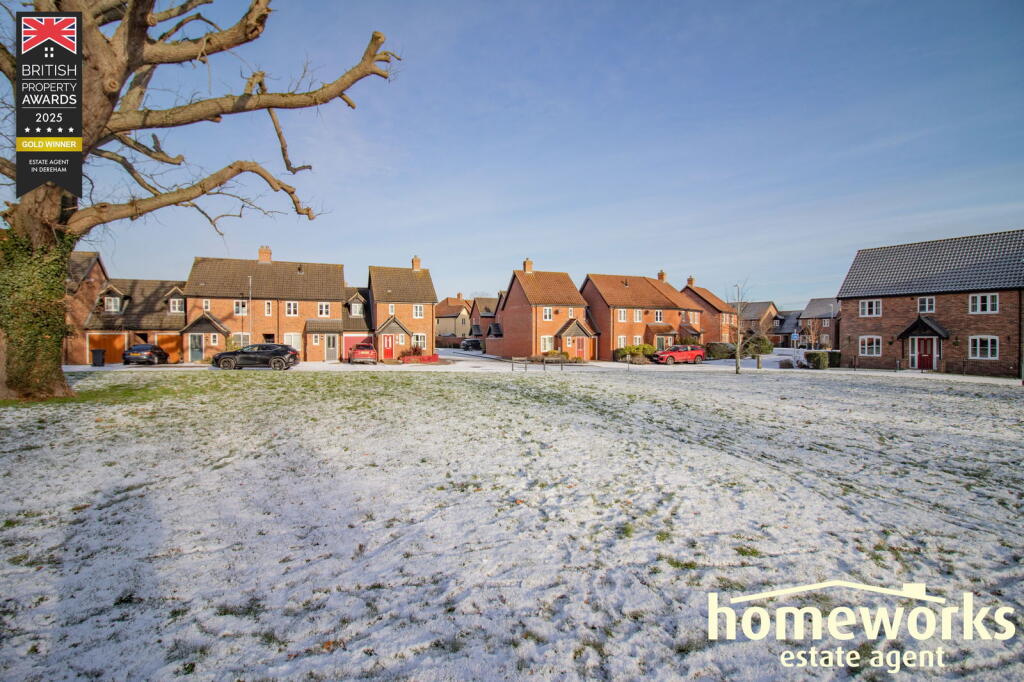 3-bed detached on Captain Ford Way, Dereham, NR19, £230,000