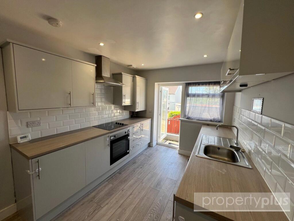 Edmondstown Road, Tonypandy, Rhondda Cynon Taff, CF40, Rhondda Cynon Taff