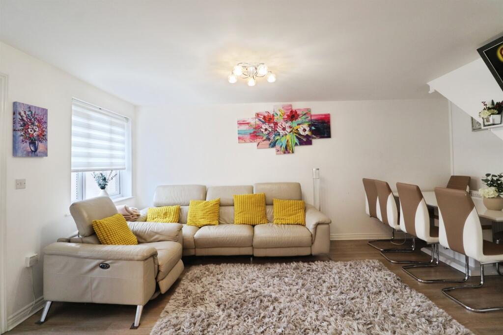 House in Cardiff, St Mellons, Trowbridge - More