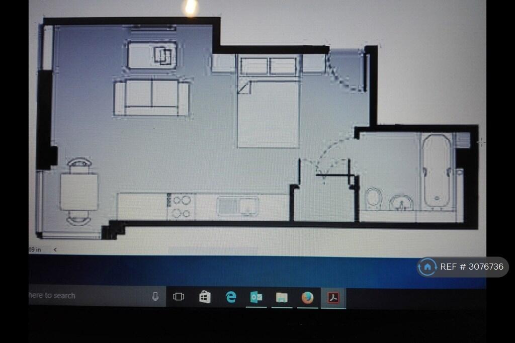 Apartment in Slough - More