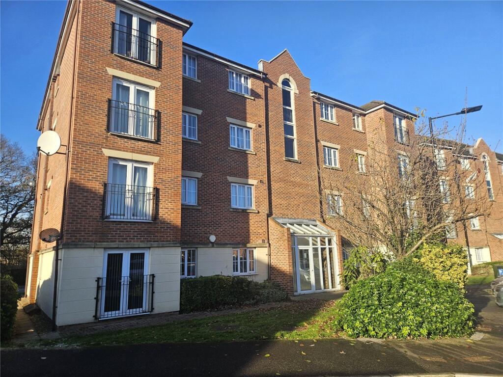 2-bed flat on Primrose Place, Doncaster, South Yorkshire, DN4, £80,000