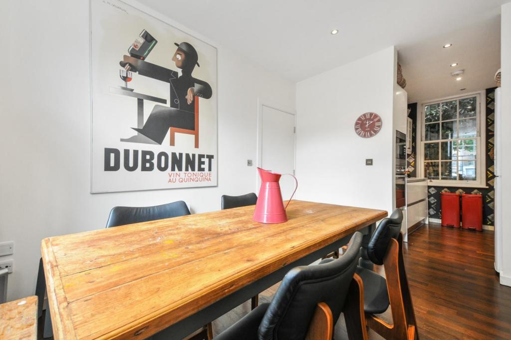 House in London - More