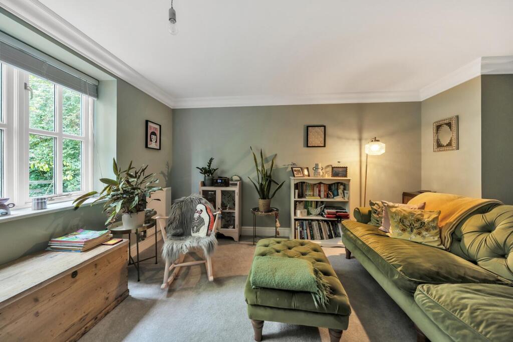 Apartment in Dorchester, Fordington, Dorset - View 3