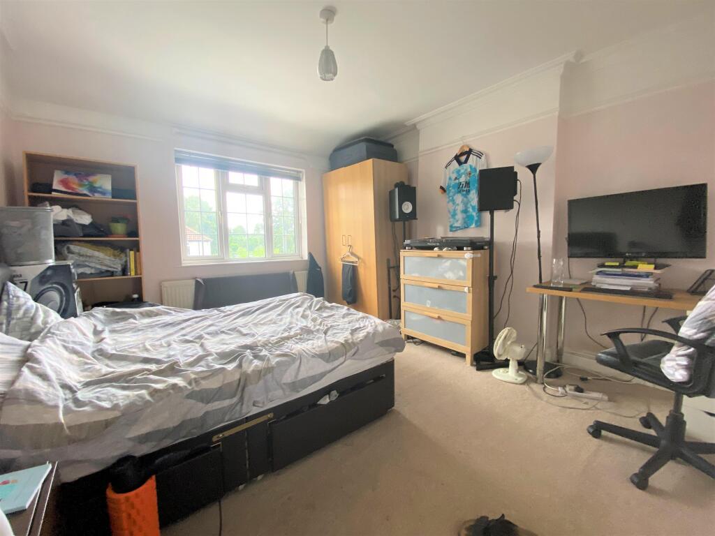 House in London, Summerstown - View 5