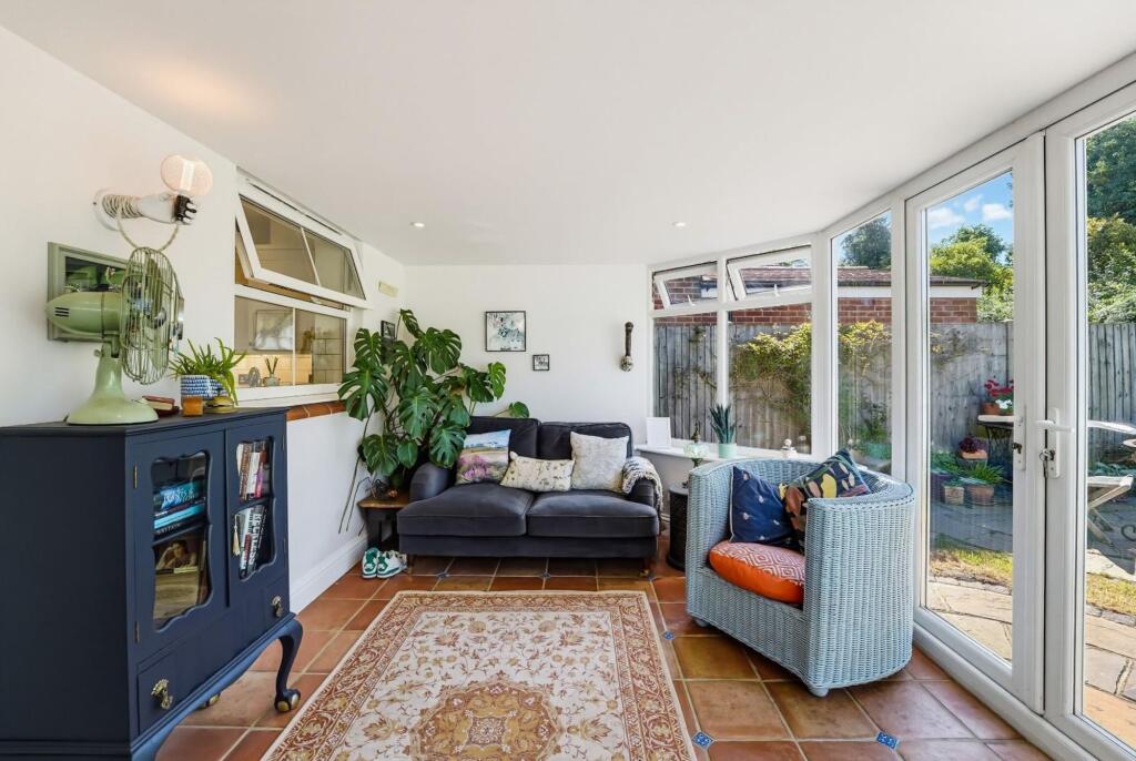 House in Reigate and Banstead, Surrey - View 3