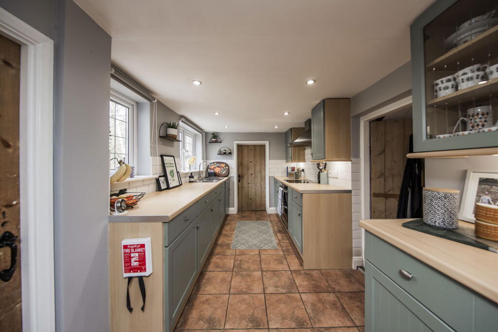 Coopers Lane, Crowborough image 5