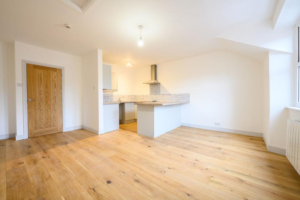 Main image of property: Flat 1, 11a Gloucester Road, Ross-on-Wye