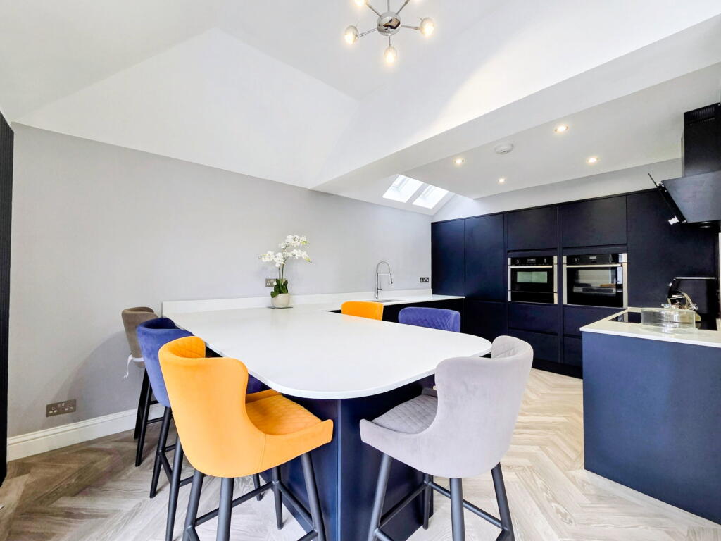 House in Plymouth - View 5