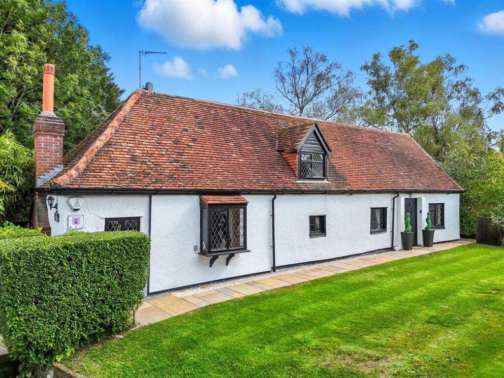 Main image of property: Weald Hall Lane, Thornwood