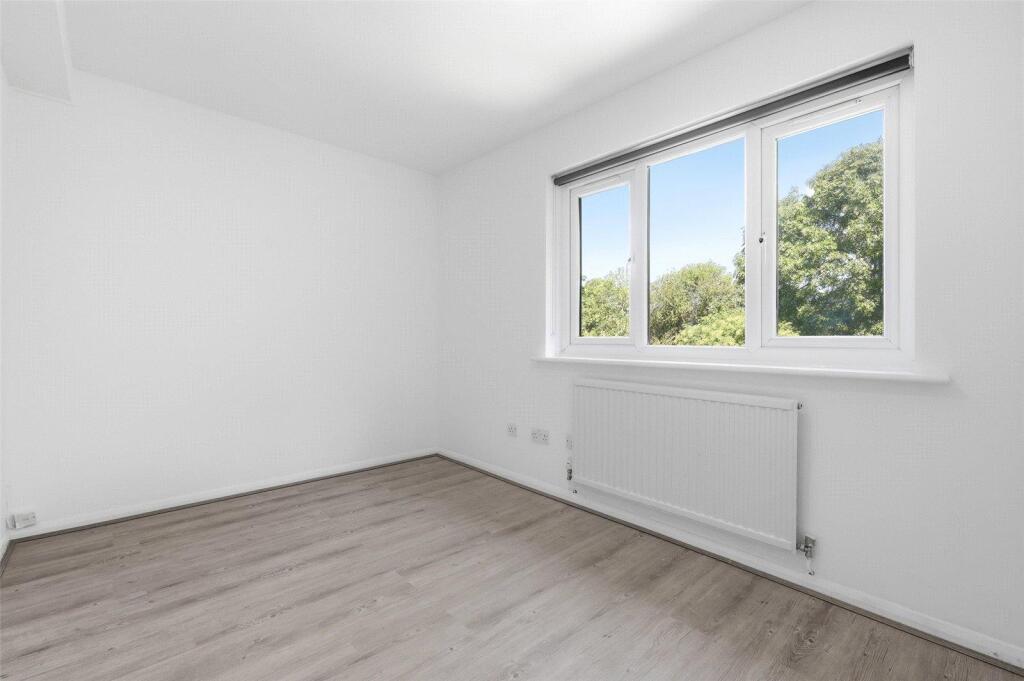 House in London - View 5