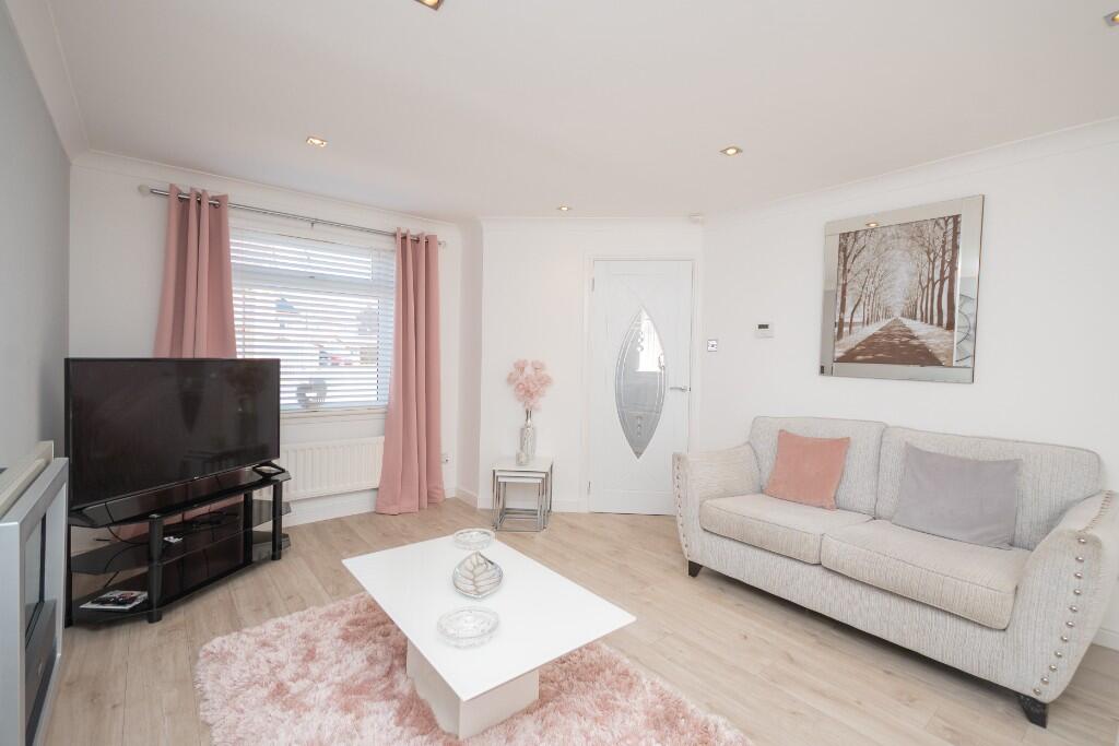 8 Elm Drive, Airdrie, Lanarkshire, ML6 photo 4