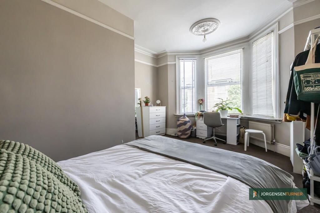 Apartment in London - View 4