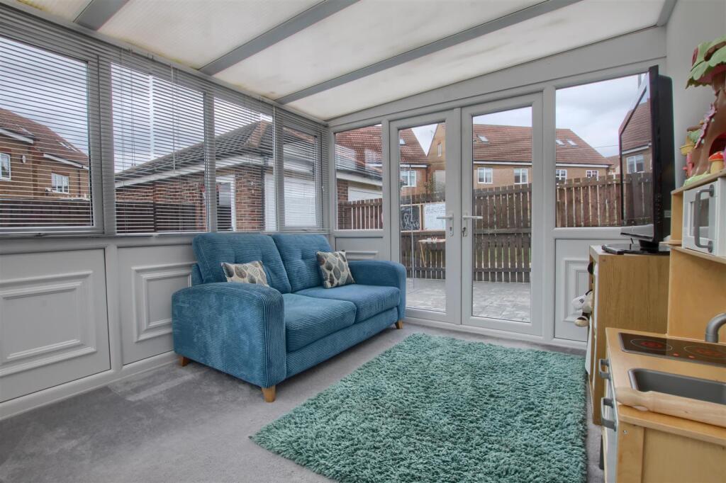 House in Ingleby Barwick, Broom Hill, Stockton-on-Tees - View 4