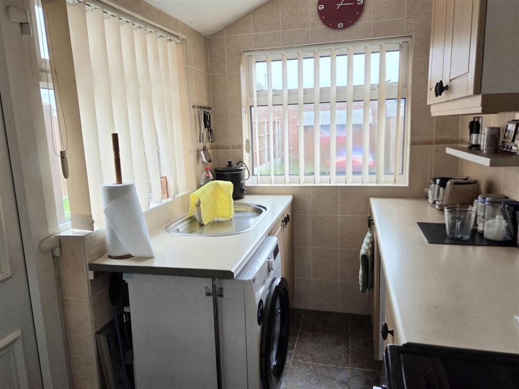 Bishop Street, Sutton-In-Ashfield photo 4