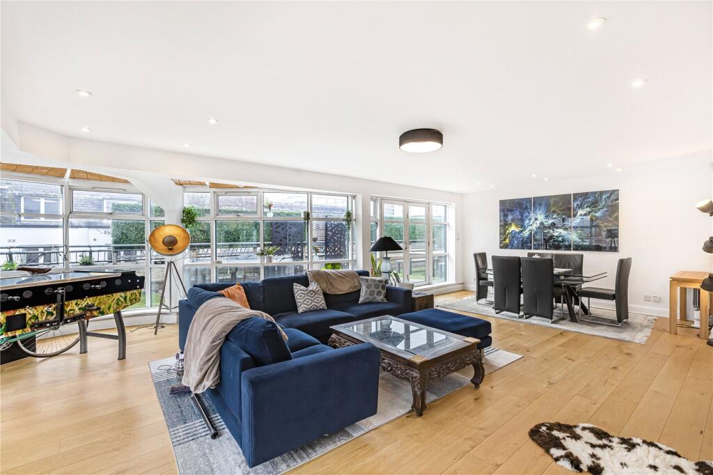 2 bedroom penthouse for rent