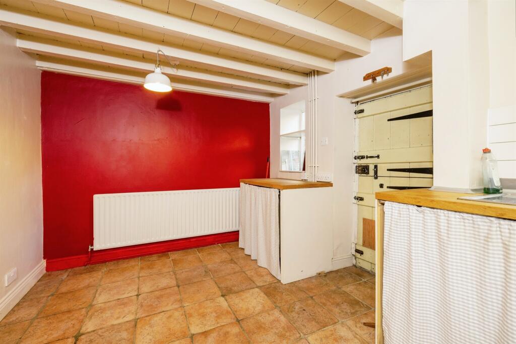 High Street, Leadenham, Lincoln - View 5